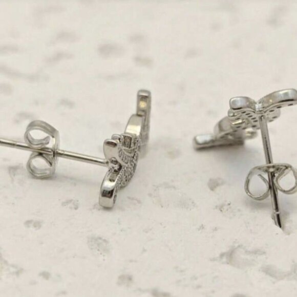 Chic YSL Silver Logo Earrings with Crystal Accents - Picture 3 of 3